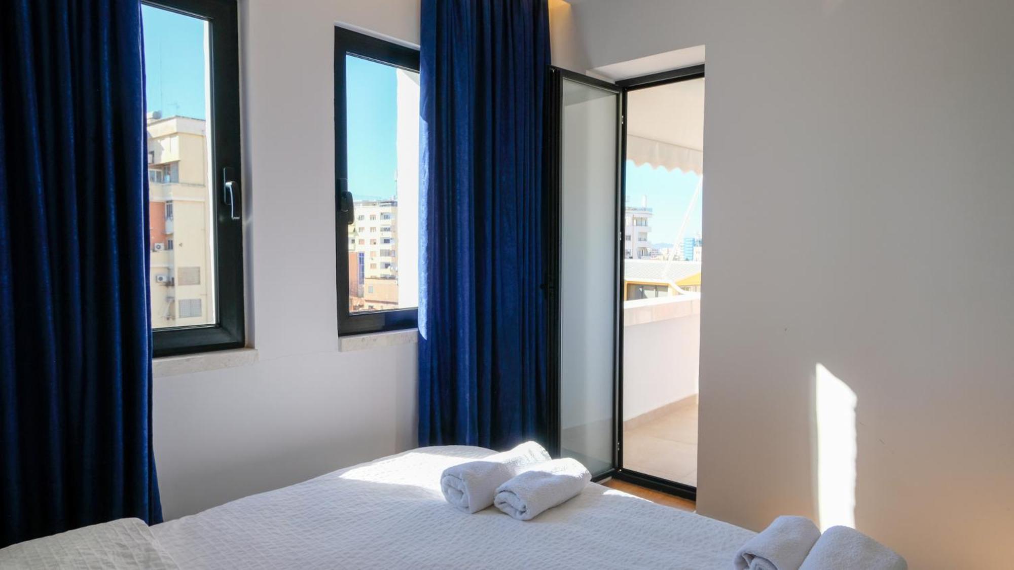 2E Center Apartment ティラナ エクステリア 写真