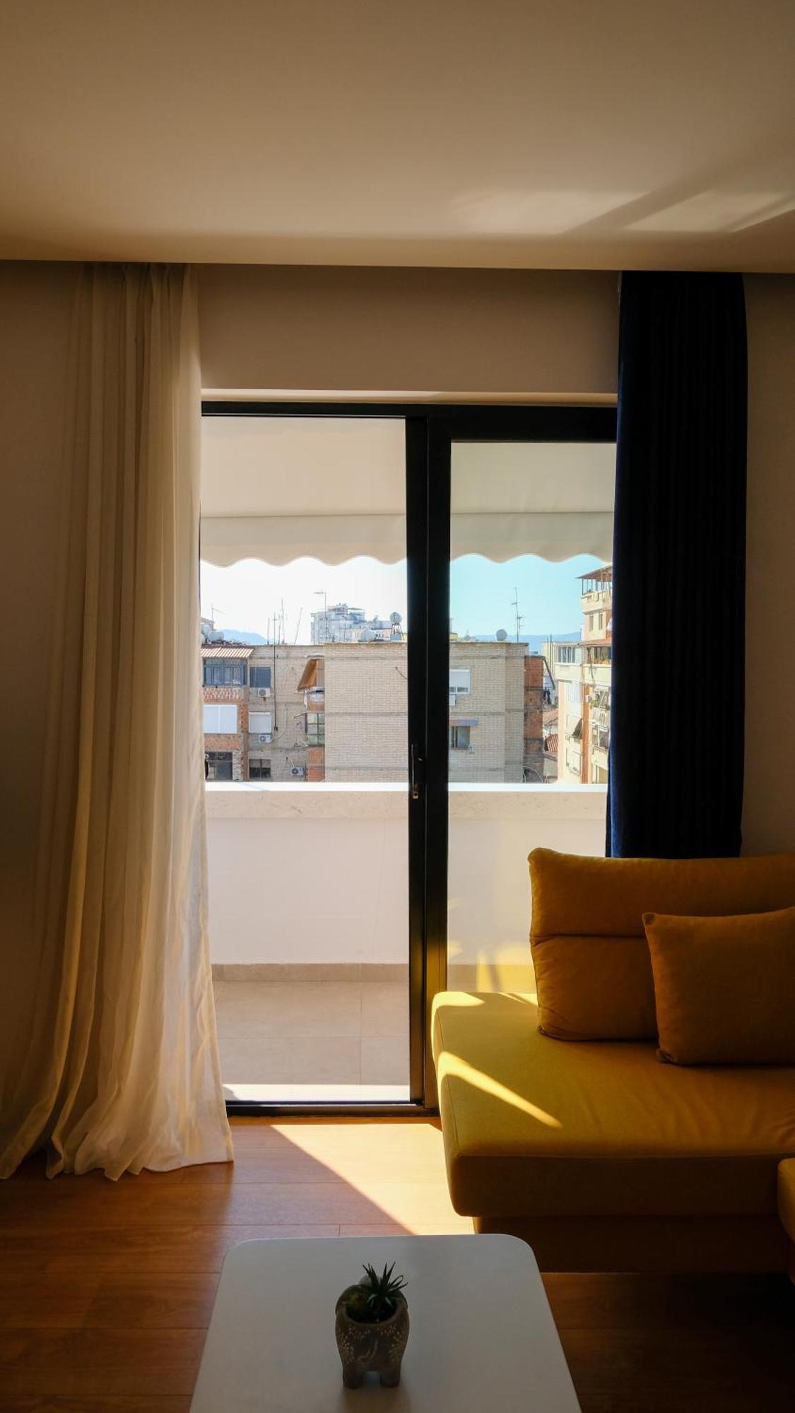 2E Center Apartment ティラナ エクステリア 写真
