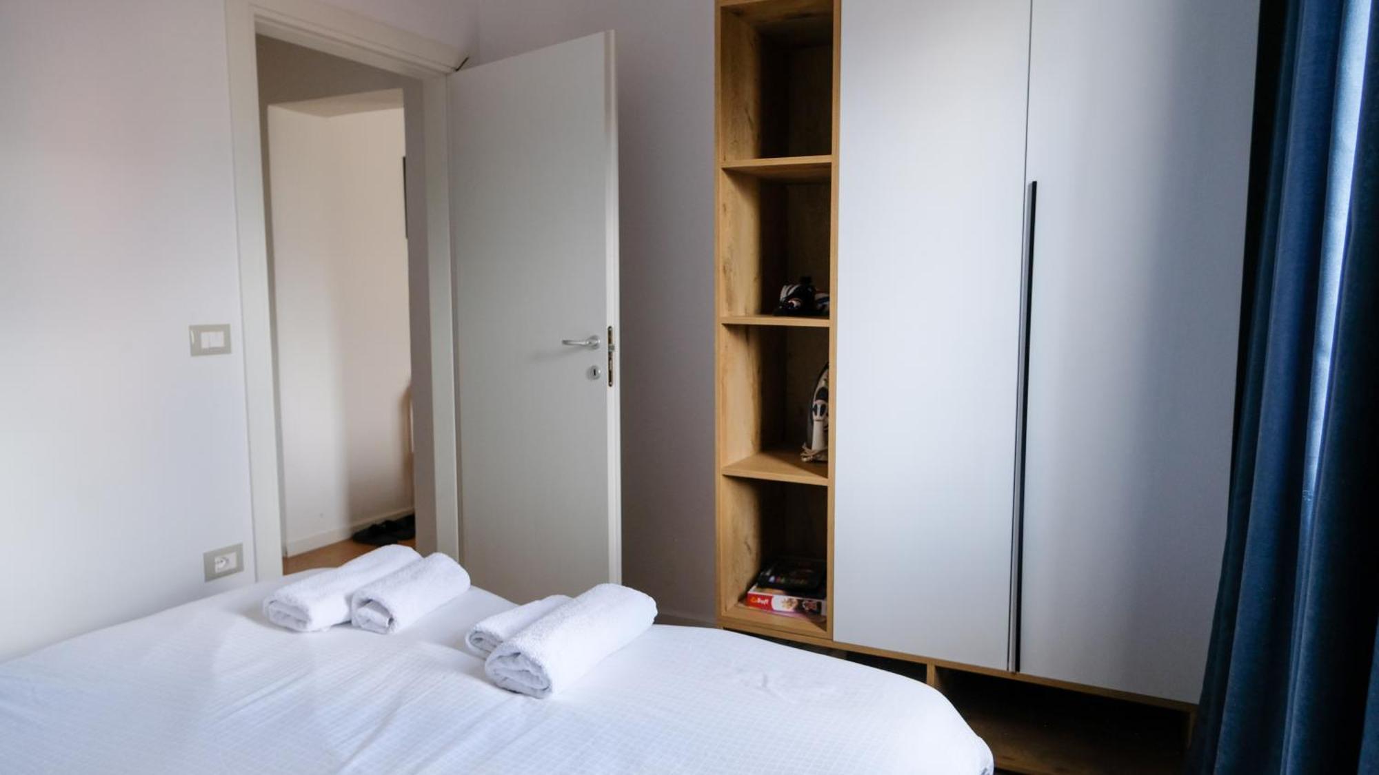 2E Center Apartment ティラナ エクステリア 写真