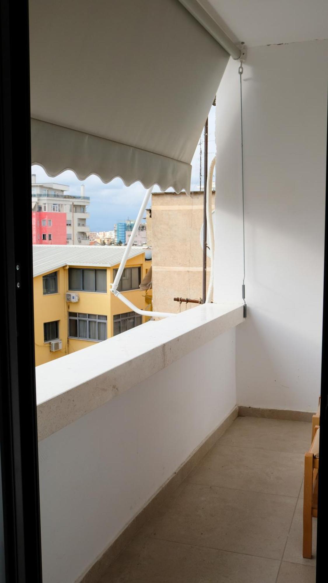 2E Center Apartment ティラナ エクステリア 写真
