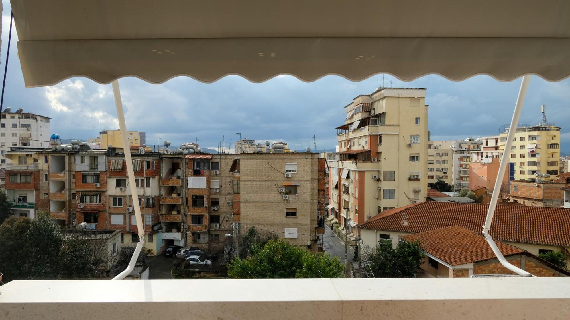 2E Center Apartment ティラナ エクステリア 写真