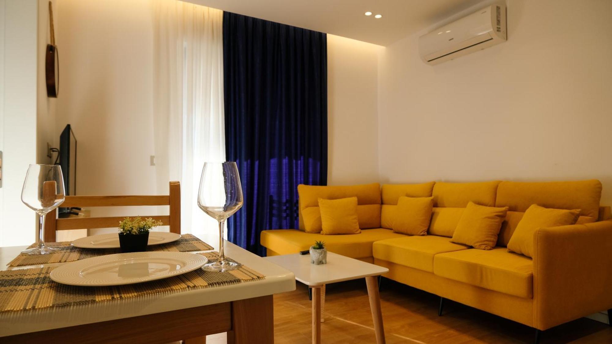 2E Center Apartment ティラナ エクステリア 写真